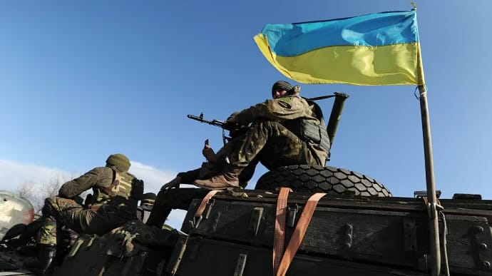 Ukrainians seem to have broken through Russians' first defence line in south – СNN