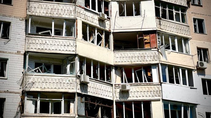 В Одесі внаслідок нічної атаки Шахедами постраждало 290 квартир