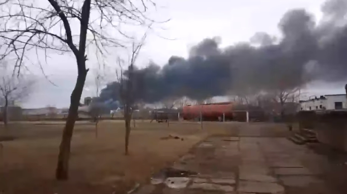 Recreation centre in Berdiansk used by Russian troops as hospital is in flames