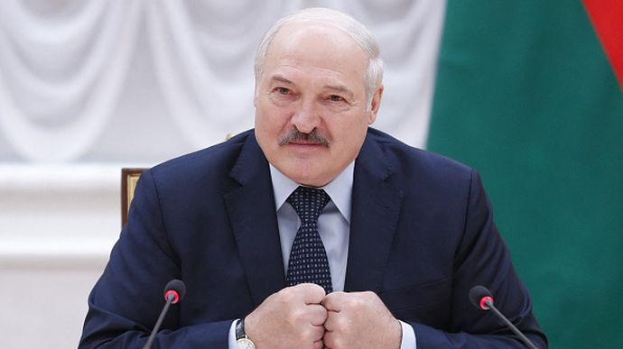 Lukashenko announces that Putin fired dozens of missiles on 10 October due to explosion at Crimean Bridge