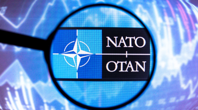 НАТО планує розгорнути постійні війська на своєму кордоні —  через РФ