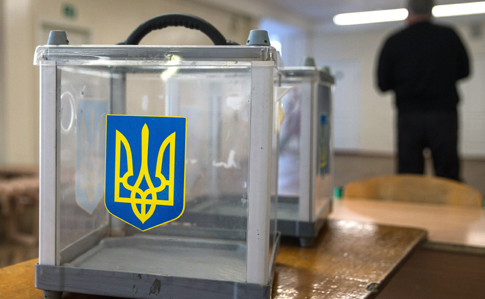 Аваков предлагает временно запретить жителям Донбасса избирать президента