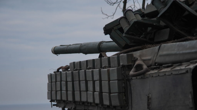 The movement of military equipment continues to be recorded in Belarus