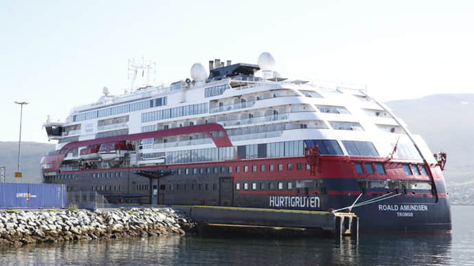 Норвегия запретила высадку с больших круизных лайнеров в своих портах