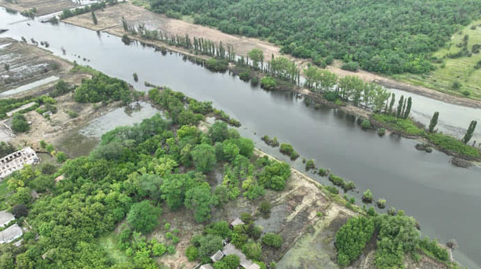На правобережжі Херсонщини досі затоплені 27 населених пунктів − ОВА 