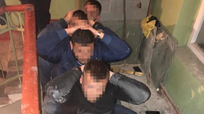 На криминальной сходке в ресторане Днепра задержали девять членов банды