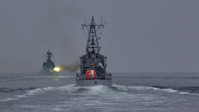 Рєзніков обіцяє українському флоту мінні тральники і ракетні катери