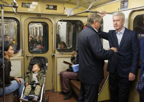 Мэр Москвы проехался в метро. Фото пресс-службы мерии