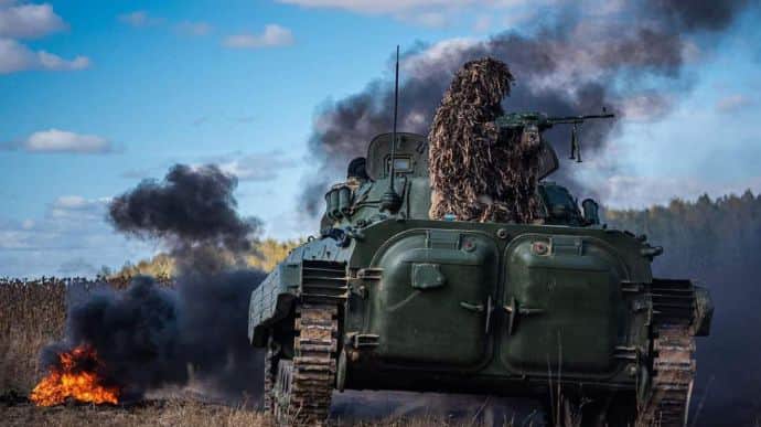Захисники України знищили ще 800 загарбників, 2 засоби ППО і 44 артсистеми Росії