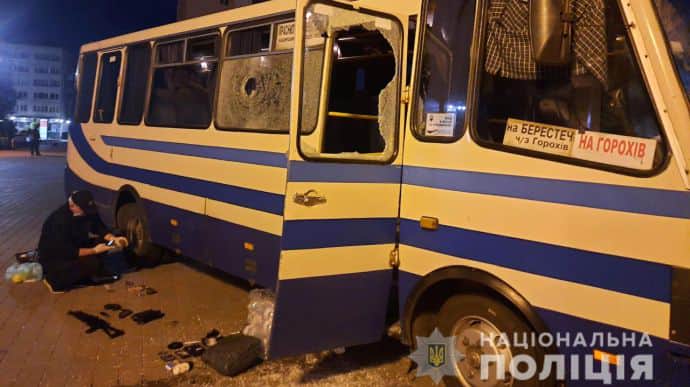 Автобус із заручниками в Луцьку штурмували вже після затримання терориста