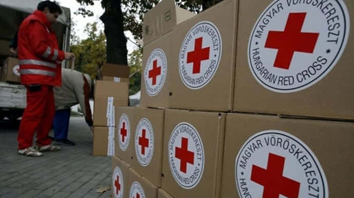 В ОРДЛО поехали три фуры помощи от Красного креста – пограничники
