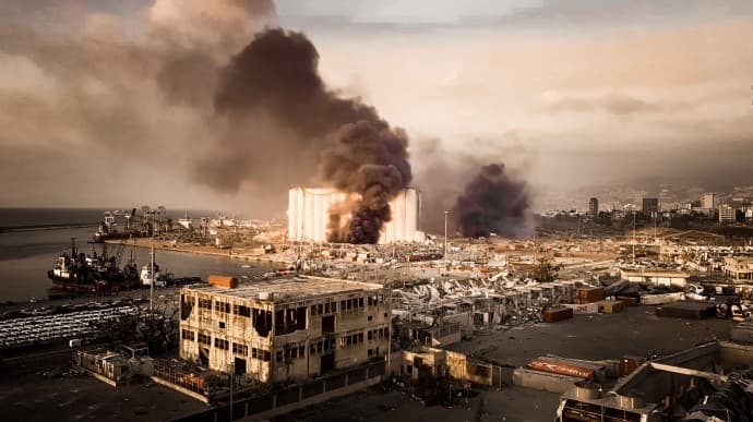 У ліванському уряді назвали ймовірну причину вибуху в Бейруті