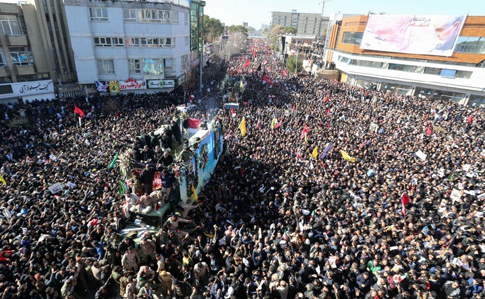 Количество погибших при похороне иранского генерала возросло до 56