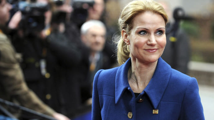 Бывшая глава правительства Дании обвинила экс-президента Франции в домогательствах