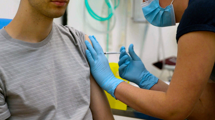 З вересня в Бразилії будуть вакцинувати населення втретє
