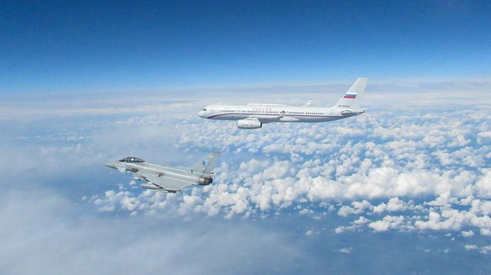 Британские истребители перехватили самолеты РФ у границ НАТО