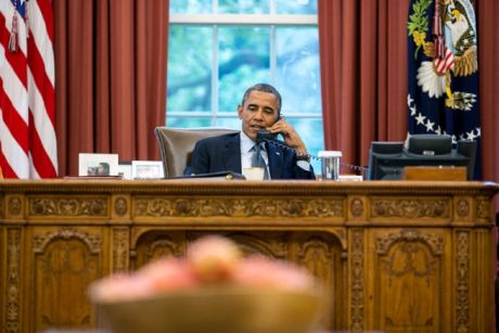 Телефонный разговор Обамы и Путина 12 июля 2013 года – фото с сайта White House