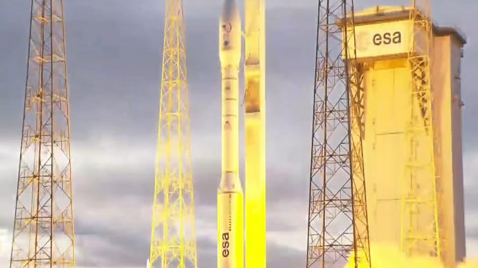 Ракета с украинским двигателем вывела на орбиту разведывательные спутники Франции