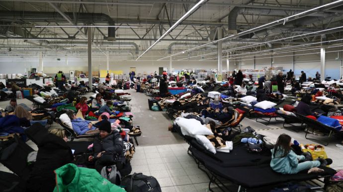 Польша готовит специальный закон об украинских беженцах