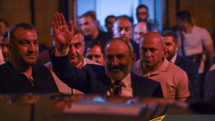 На выборах в Армении победила партия Пашиняна