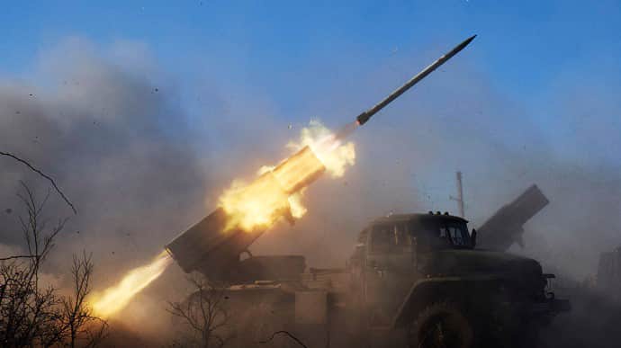 Російська армія обстріляла Херсонщину: є загиблий і поранена