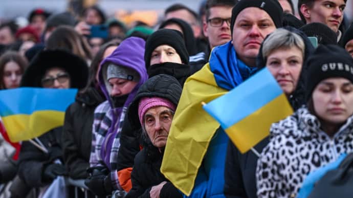 70% of Ukrainians support government's foreign policy – survey