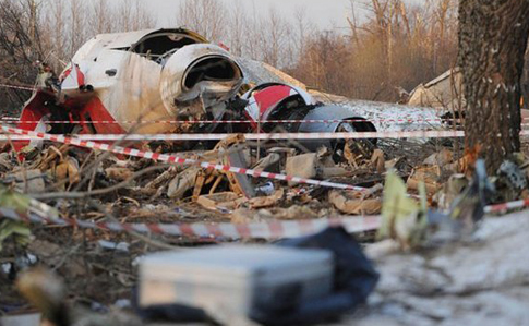 Смоленская катастрофа: на корпусе самолета Качиньского нашли следы взрывчатки