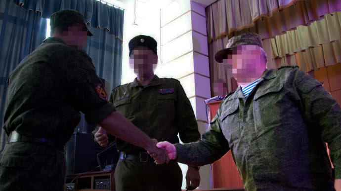 Оголосили підозру воєнкому, який керував мобілізацією бойовиків ОРЛО