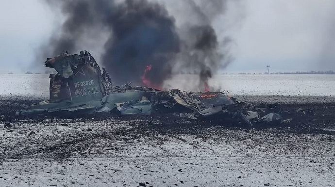 Украинские военные уничтожили за сутки 13 воздушных целей врага