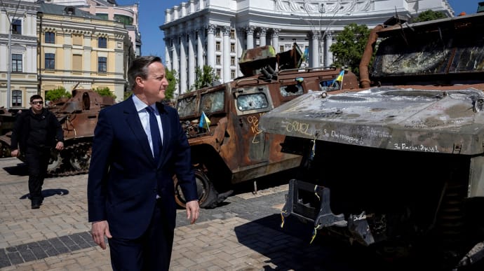 Кэмерон: Украина имеет право использовать оружие Британии по целям в России
