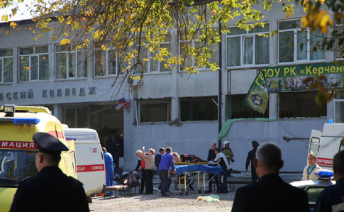 Трагедія у Керчі: За медичною допомогою звернулися ще троє
