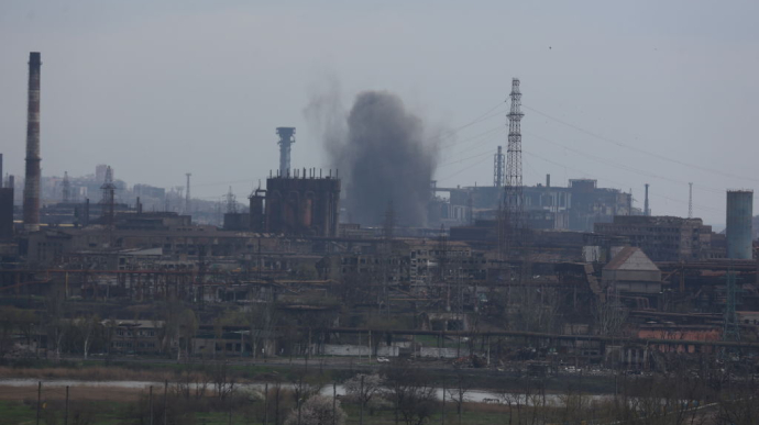 More than a hundred civilians remain at Azovstal - Head of the Regional Military Administration