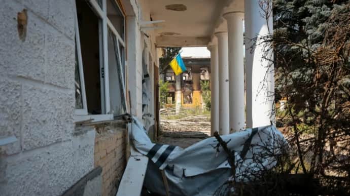 Russians strike Chasiv Yar, Lyman and Mykolaivka in Donetsk Oblast, injuring four civilians