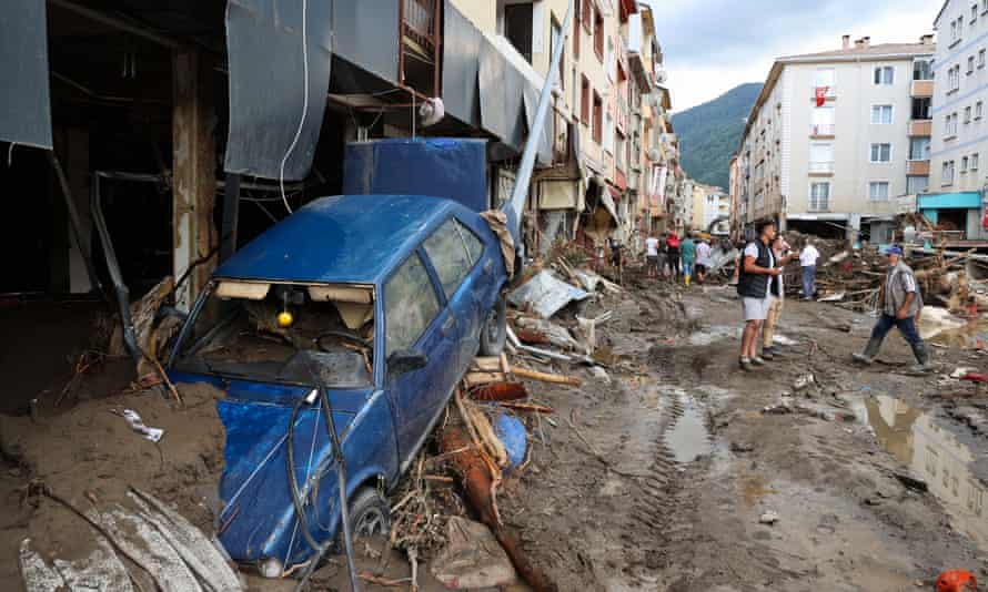 Наводнение в Турции: Почти 60 человек погибли