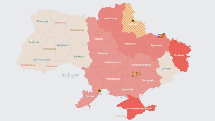 В Україні була тривога через загрозу балістики, в Одесі й Сумах лунали вибухи