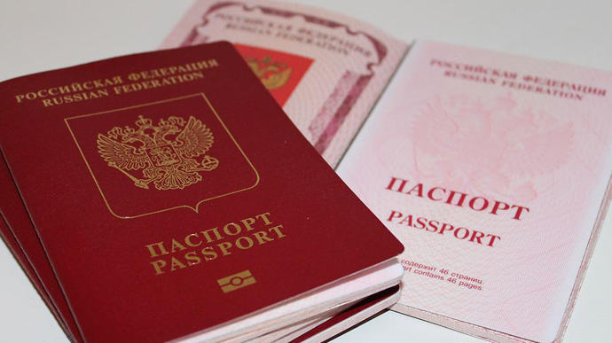 Russia claims to have issued 800,000 passports to residents of Russian-occupied Donbas