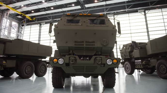 Германия купит для Украины три пусковые установки HIMARS