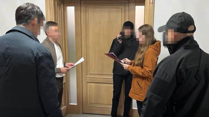 Ukrainian MP Labaziuk exposed on bribe of US$150,000