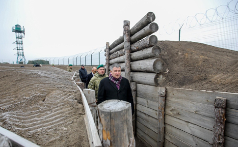Аваков розповів про готовність Стіни на кордоні з РФ: майже 47%