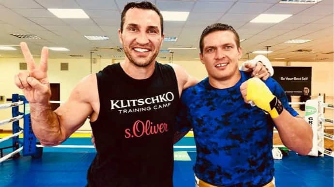Volodymyr Klitschko arrives in Riyadh to support Usyk 