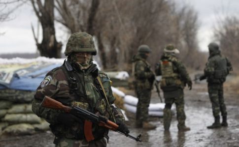 Вблизи Крымского ранен украинский военный
