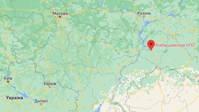 Explosive device detonated at oil refinery near Russian Samara 