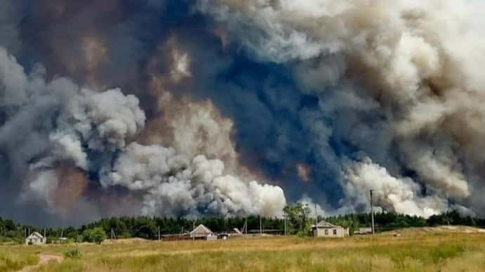 Авіація не гасить пожежі на Луганщині, бо в ОРЛО не гарантують безпечного неба