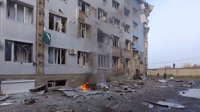 В Мелитополе прогремел взрыв возле офиса ФСБ, а ночью раздавались взрывы возле ж/д моста