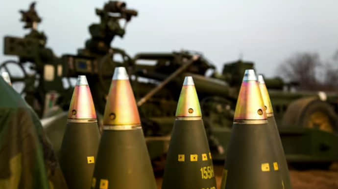 США в рази нарощують виробництво 155-мм снарядів, щоб забезпечити Україну – WP