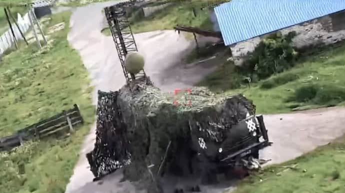Ukraine's Special Forces damage rare and cutting-edge Russian radar station – video