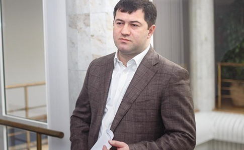 Насиров принес документы в ЦИК – тоже хочет в президенты