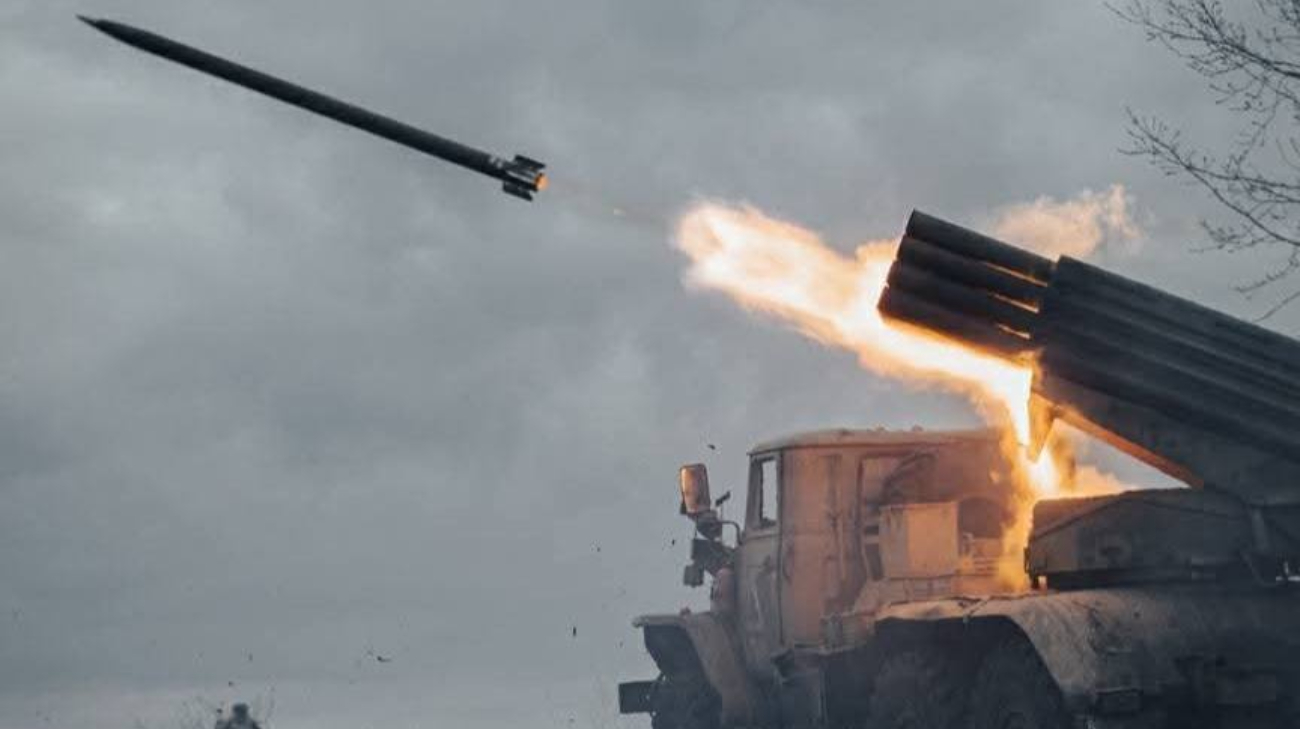 Ukraine's defence forces: Despite Putin's declared "truce", fighting on front continues