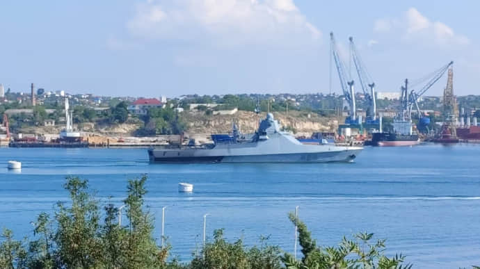 Флот РФ не блокує судна в Чорному морі, але вдається до хитрощів – речник ВМС ЗСУ
