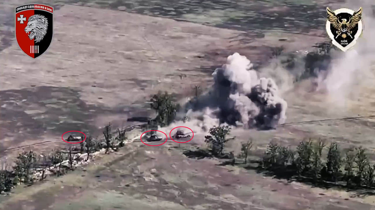 Ukrainian defenders release video showing destruction of ten Russian vehicles at once